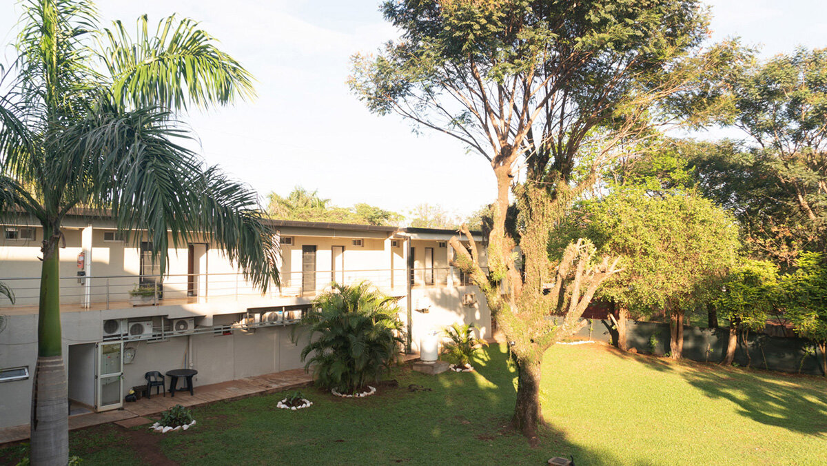 patio, area, structure, house, bungalow, home, resort, garden, architecture, estate, building, tree