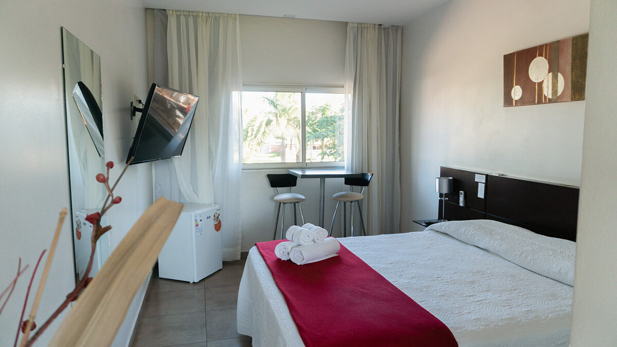 room, bedroom, interior, furniture, studio apartment, home, house, sofa, table, decor, modern, living, comfortable, floor, lamp, luxury, apartment, wood, pillow, window, indoors